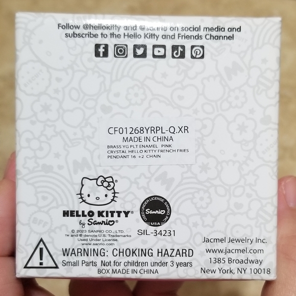 Sanrio Hello Kitty French Fries Gold Flash Plated Necklace - Picture 4 of 4